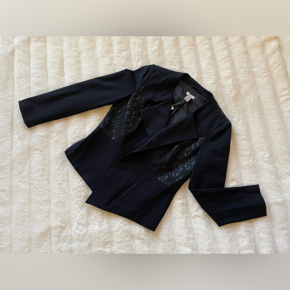 Cache Jacket. - Picture 1 of 15